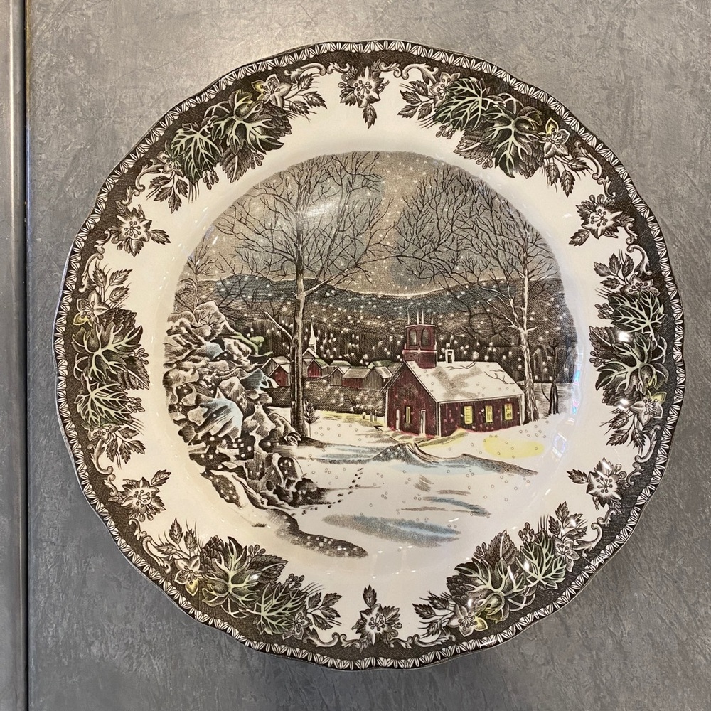 Set of 4 Johnson Brothers Friendly Village Buffet Plates